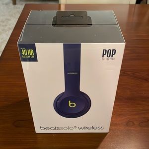 Beats solo3 wireless headphones *NEW*